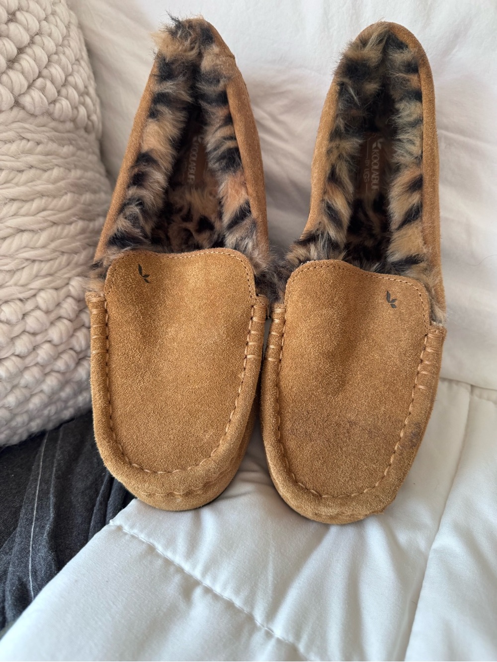 Koolaburra by UGG Lezly Suede Moccasin Slippers (Chestnut / Leopard Lining)